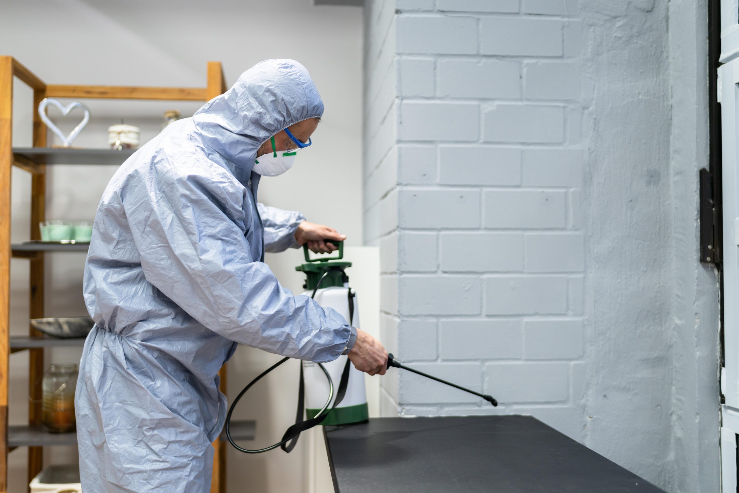 Oliver Bennett - Local Belvedere Pest Control Specialist